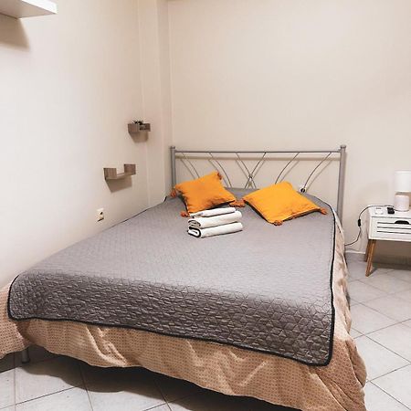 Efrosini Downtown Apartment Chalkida Room photo